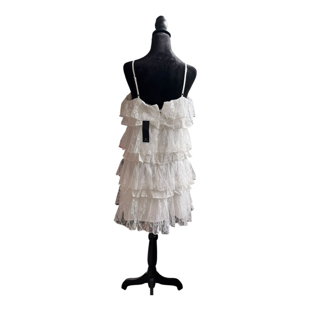 NWT LULUS Layer‎ On the Love White Tiered Lace Sleeveless Mini Dress - Picture 3 of 7